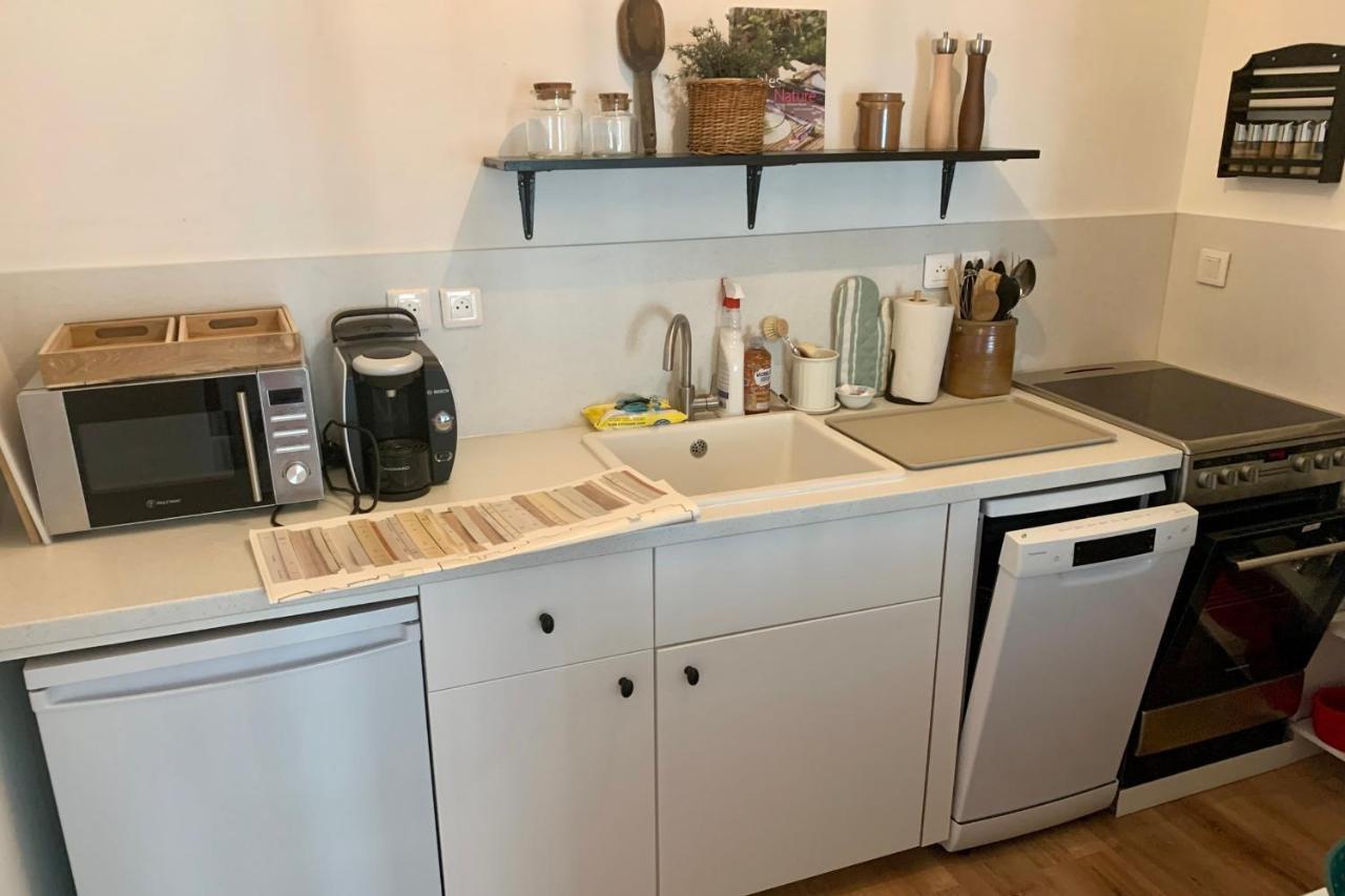 Le Petit Clos Apartment Байо Екстериор снимка