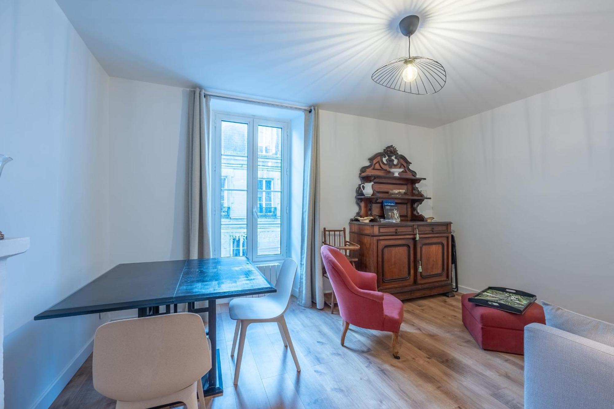 Le Petit Clos Apartment Байо Екстериор снимка